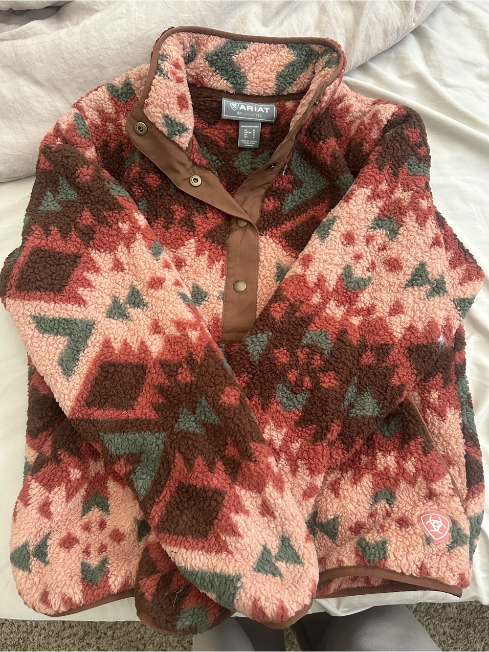 ARIAT Puffy Sweatshirt